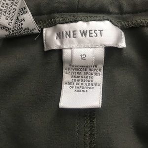 Nine West Skirts - Olive Nine West pencil skirt Nine West Skirts - Olive Nine West pencil skirt